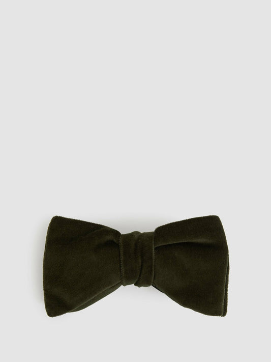 Velvet Bow Tie in Emerald | Reiss Men Exclusive
