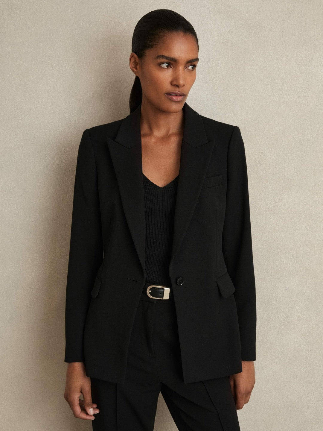 Tailored Single Breasted Suit Blazer in Black | Reiss Women Exclusive