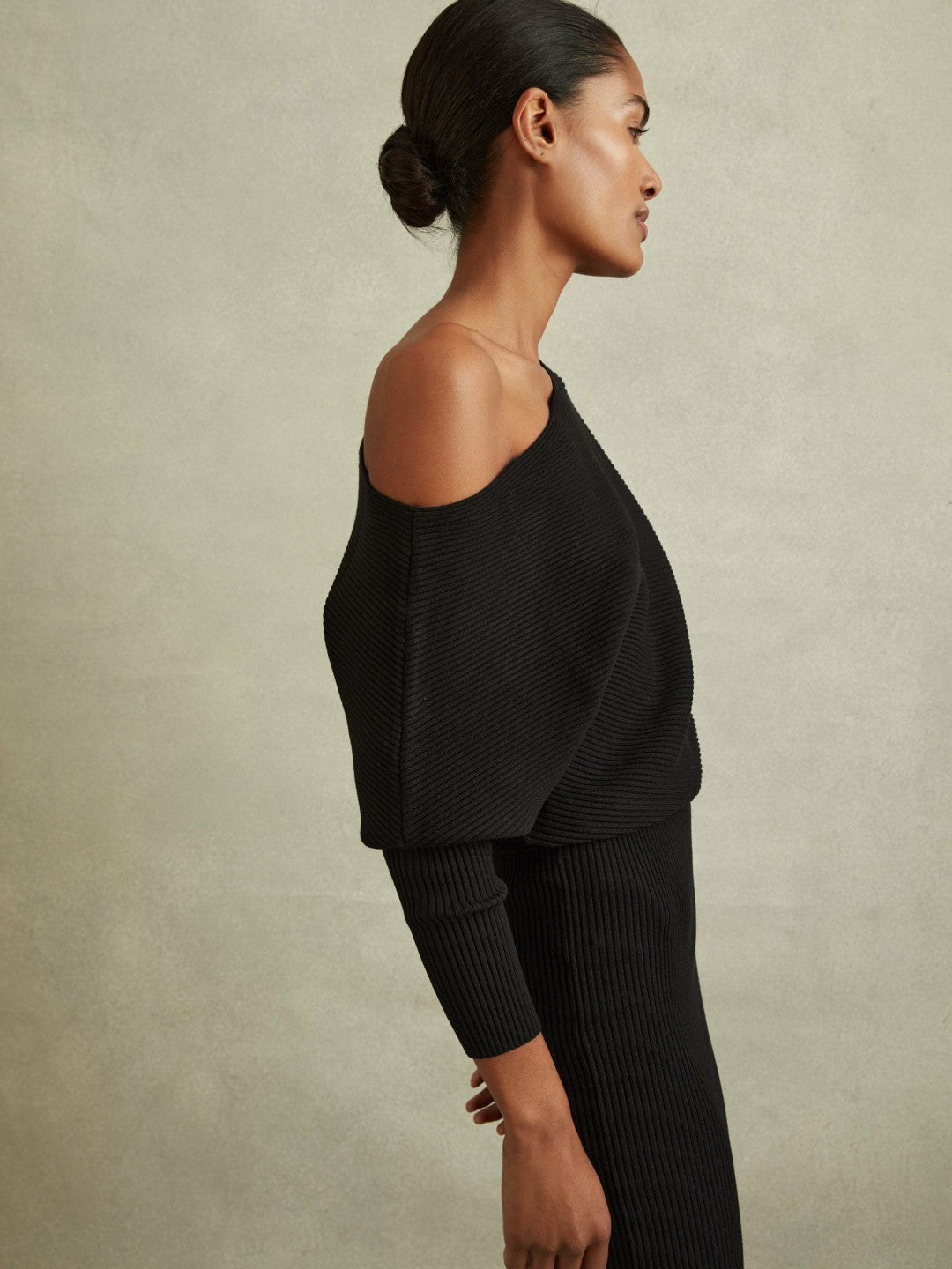 Off-The-Shoulder Ribbed Midi Dress in Black | Reiss Women Recommended