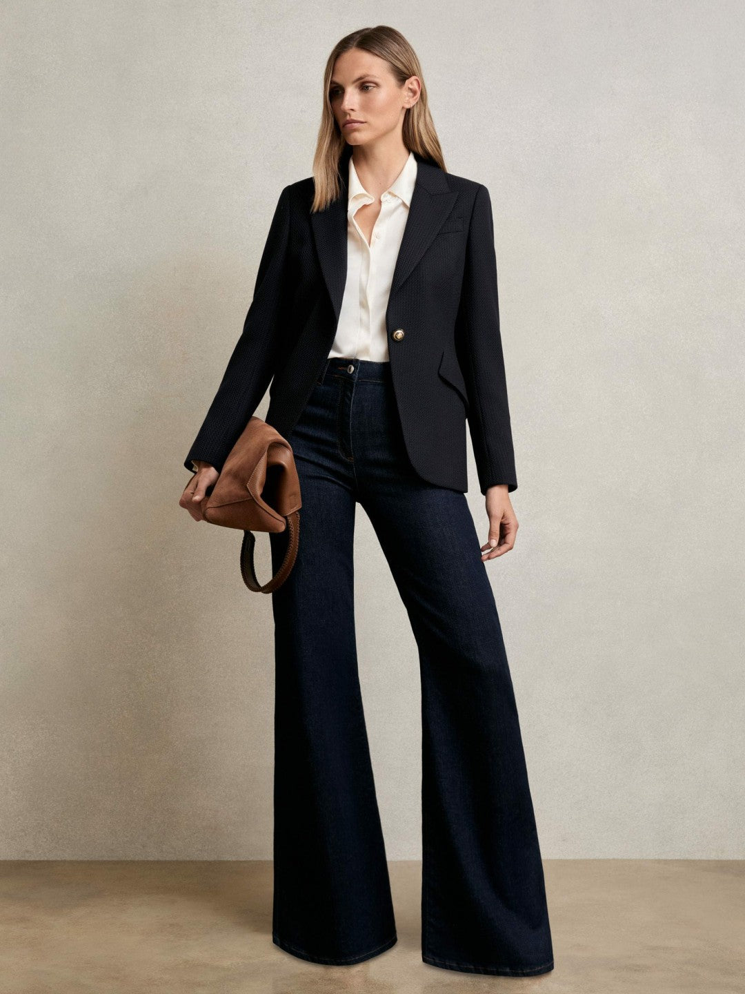 Single-Breasted Textured Blazer Wool-Blend in Navy | Reiss Women New