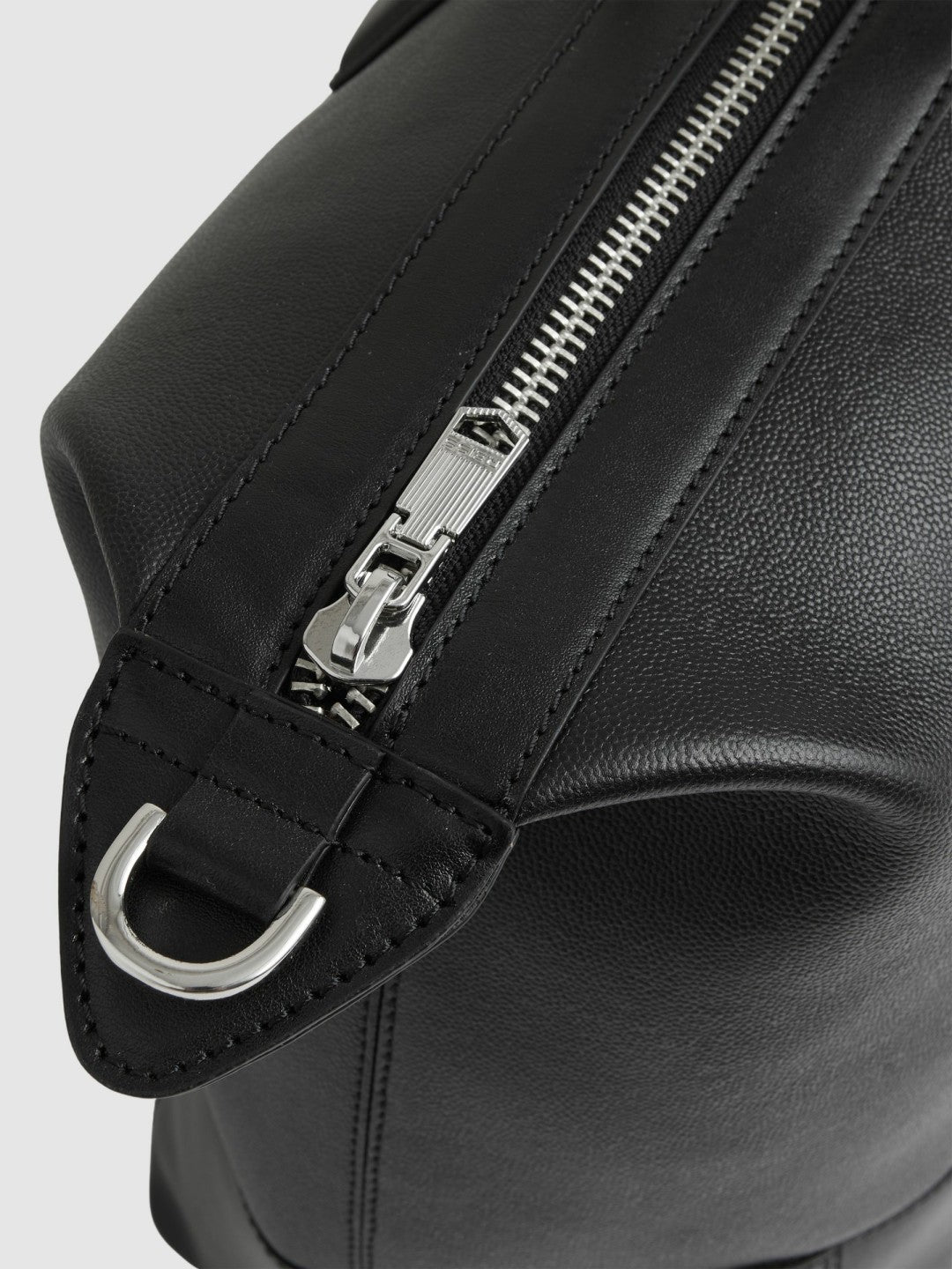 Micro-Grain Leather Holdall in Black | Reiss Men Recommended