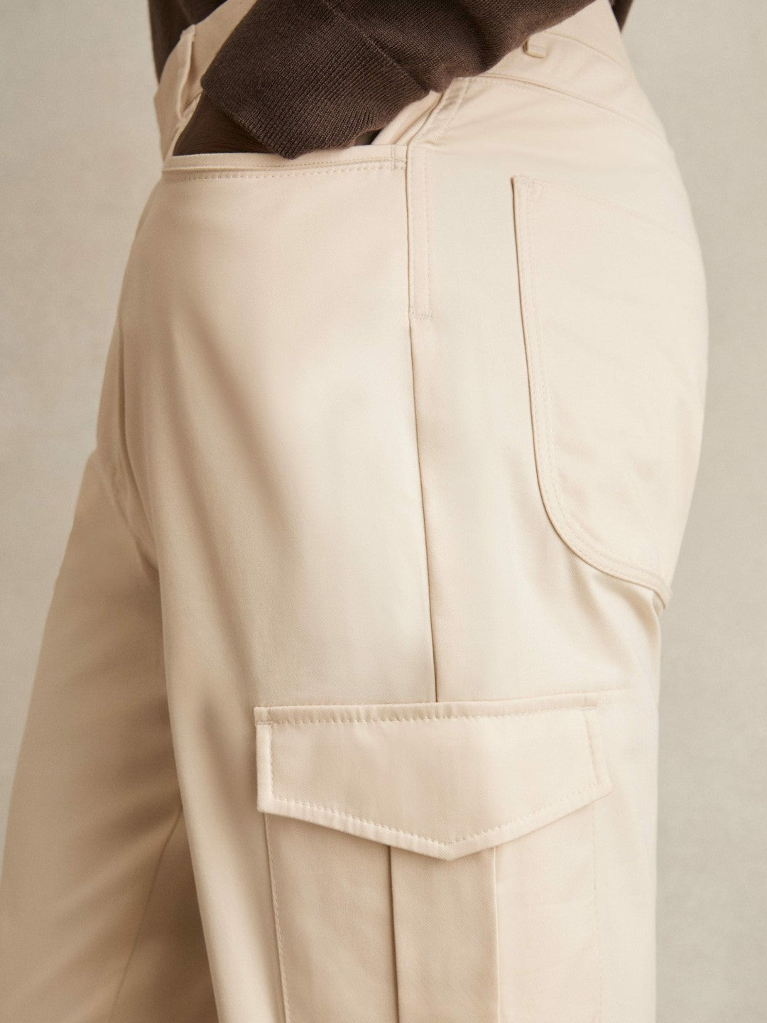 Cotton-Lyocell Cargo Trousers in Light Stone | Reiss Men Exclusive