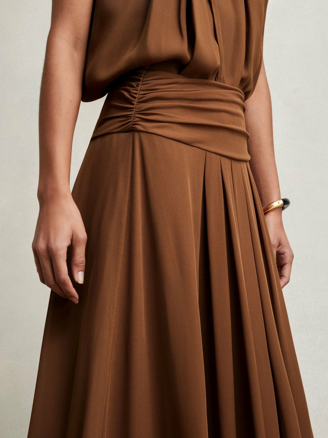 Jersey Ruched-Waist Maxi Skirt in Tan Brown | Reiss Women Exclusive