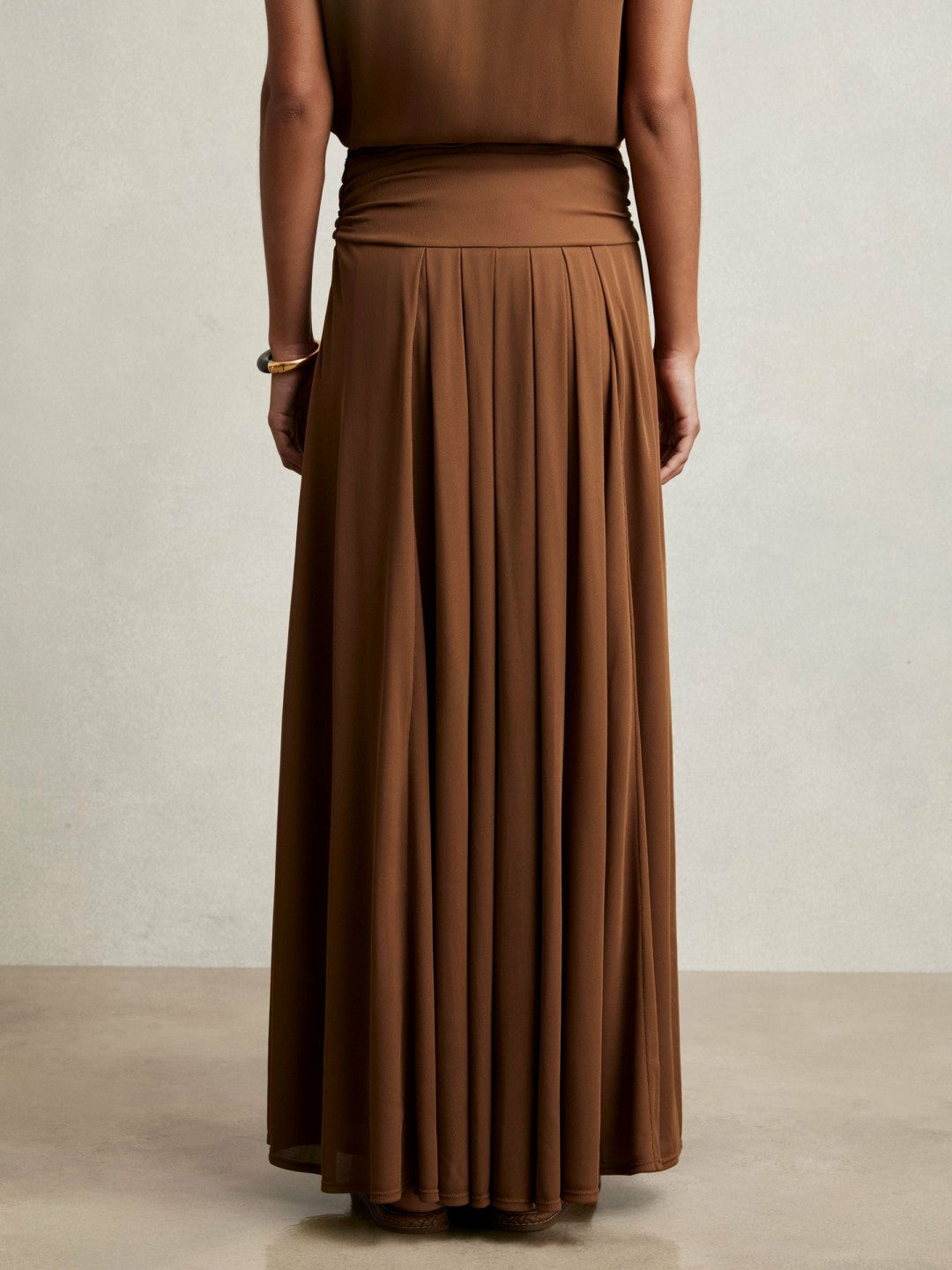 Jersey Ruched-Waist Maxi Skirt in Tan Brown | Reiss Women Exclusive