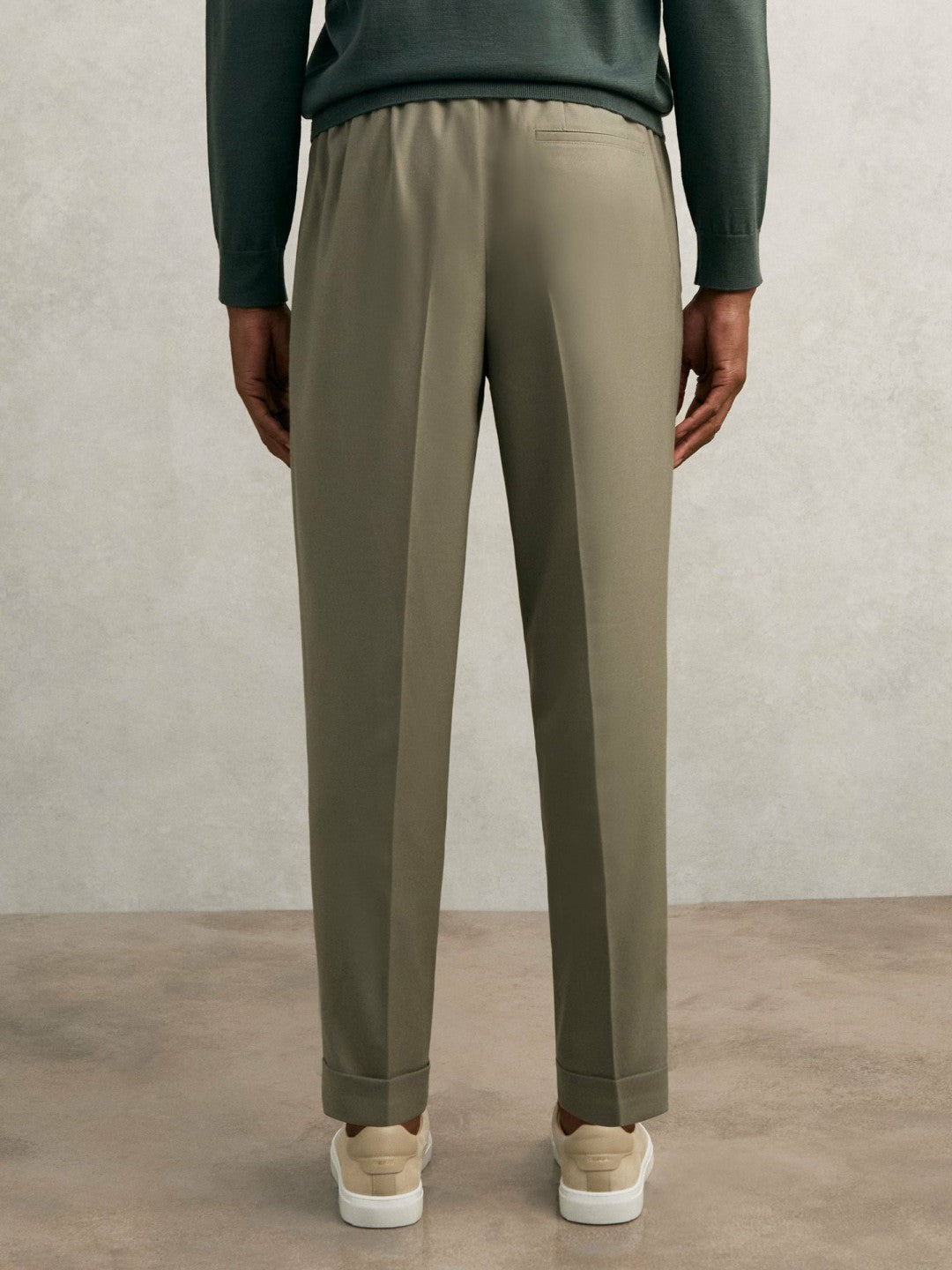 Relaxed-Fit Pleated Tapered Trousers in Sage | Reiss Men Signature
