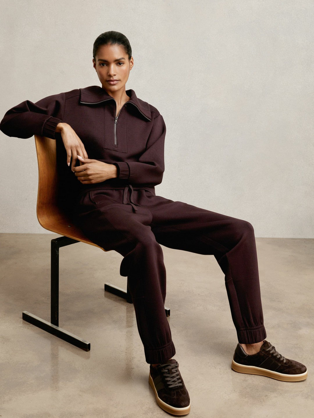 Tapered Elasticated-Waist Joggers in Plum | Reiss Women Premium