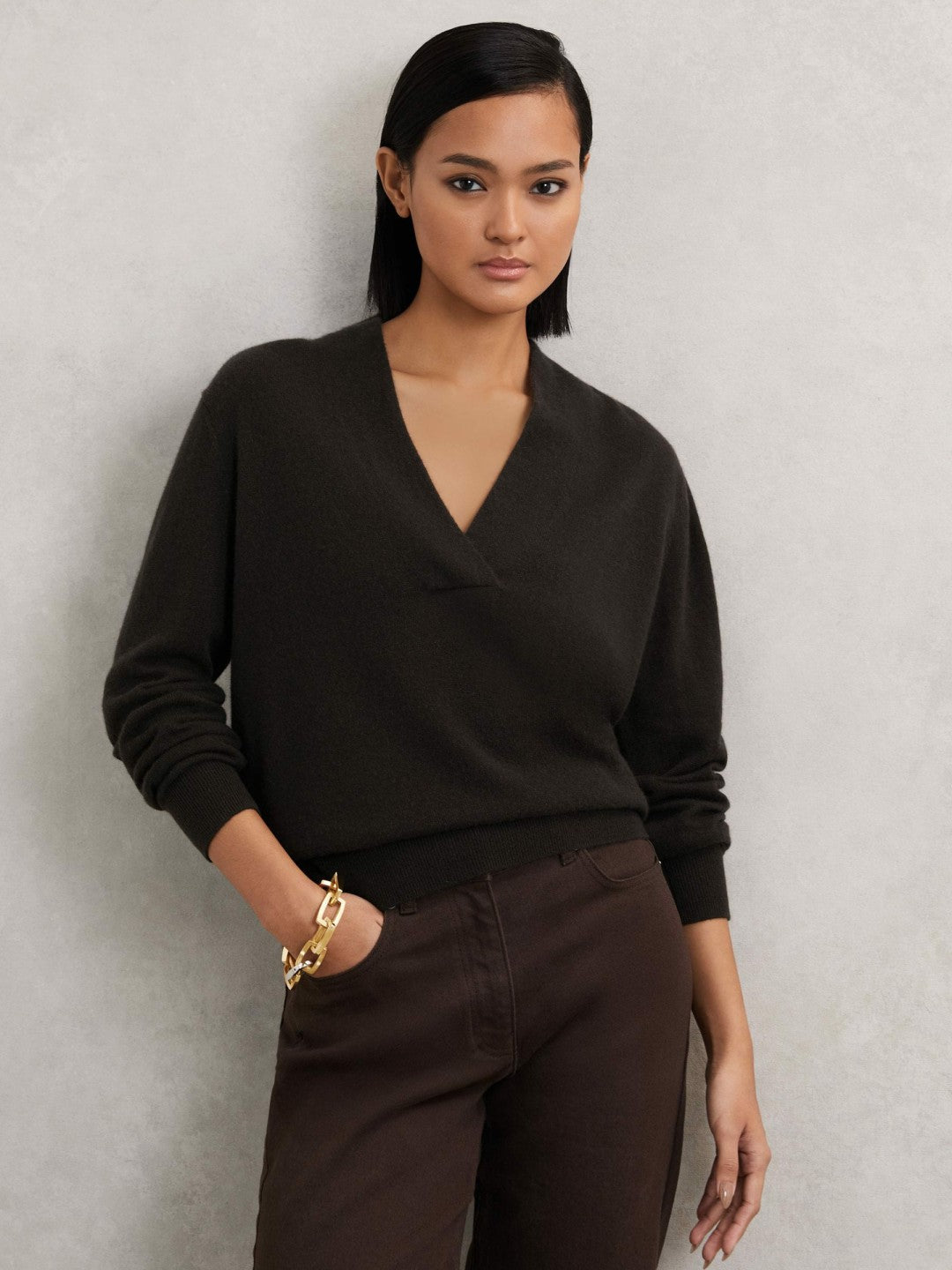 Cashmere V-Neck Jumper in Chocolate Brown | Reiss Women Featured