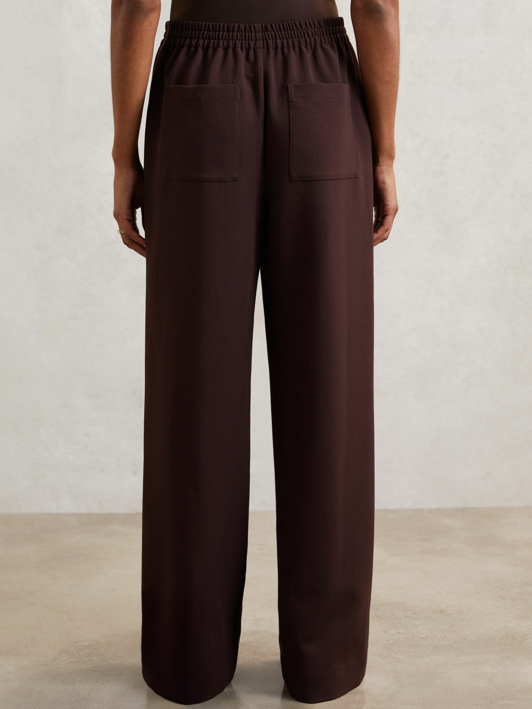 Petite Wide Leg Elasticated Waist Trousers in Burgundy | Reiss Women Premium