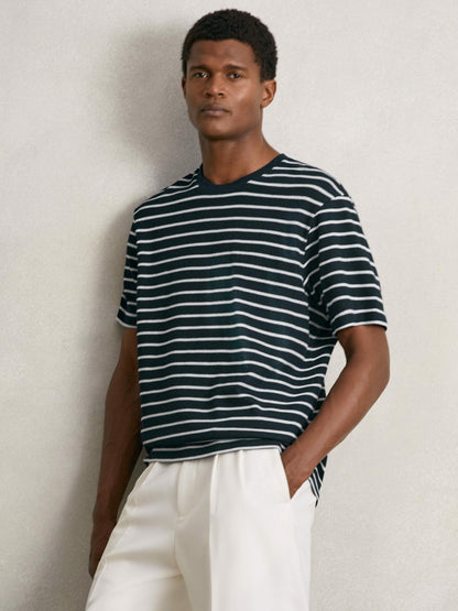Cotton Textured Stripe T-Shirt in White/Navy | Reiss Men New