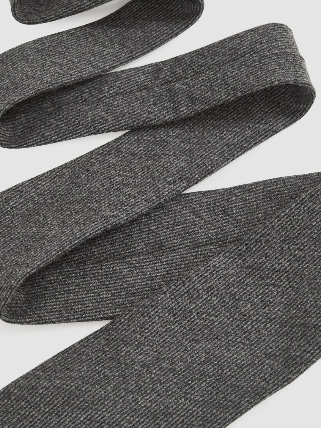 Wool-Silk Textured Tie in Charcoal | Reiss Men Signature