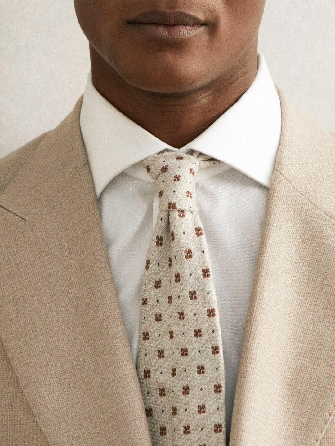 Wool-Silk Floral-Medallion Tie in Oatmeal Melange | Reiss Men Premium