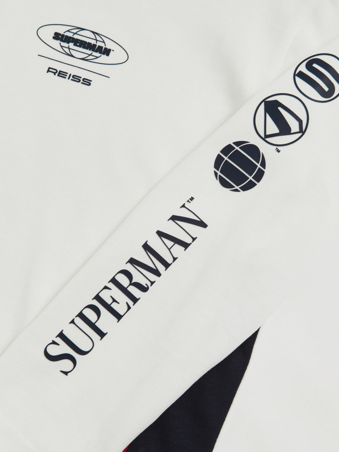 9-13 yrs Superman Cotton Logo T-Shirt in White | Reiss Children & Baby Best Seller