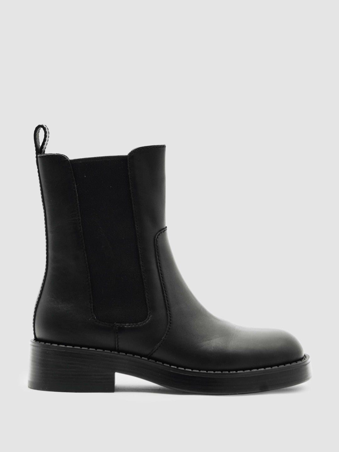 Leather Chelsea Boots in Black | Reiss Women Premium