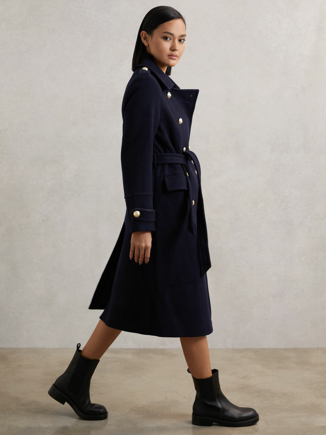Leather Chelsea Boots in Black | Reiss Women Premium