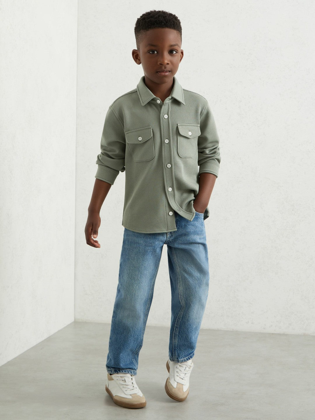 13-14 yrs Waffle-Textured Twin-Pocket Overshirt in Sage | Reiss Children & Baby Featured