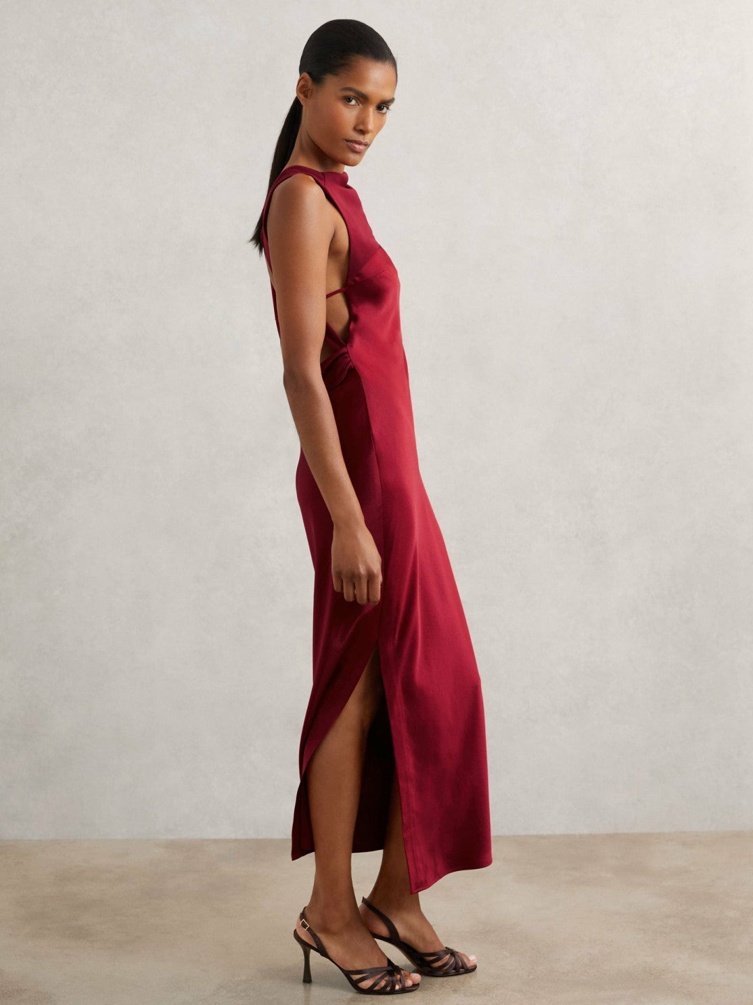 Back Detail Midi Dress in Red | Reiss Women New