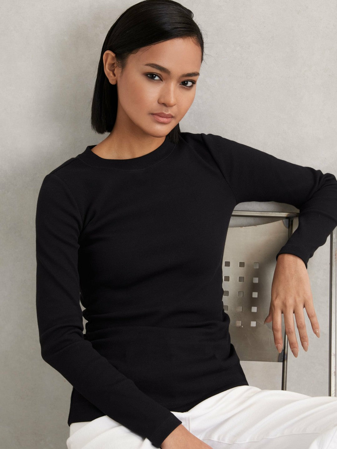 Cotton Long-Sleeve Ruched T-Shirt with Stretch in Black | Reiss Women Exclusive